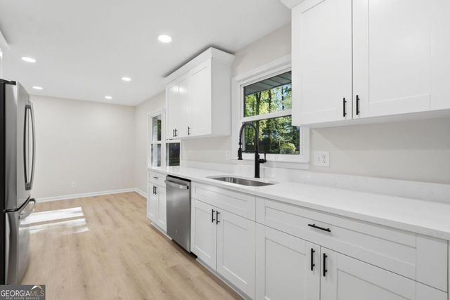 5730 Goldfield Drive, Acworth, GA 30102