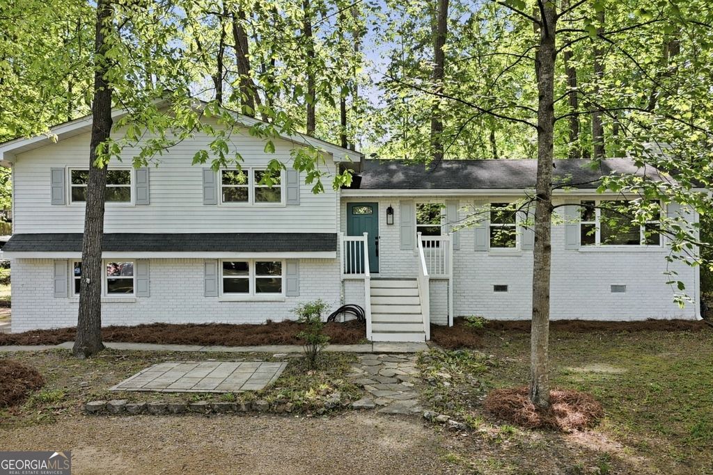 5730 Goldfield Drive, Acworth, GA 30102