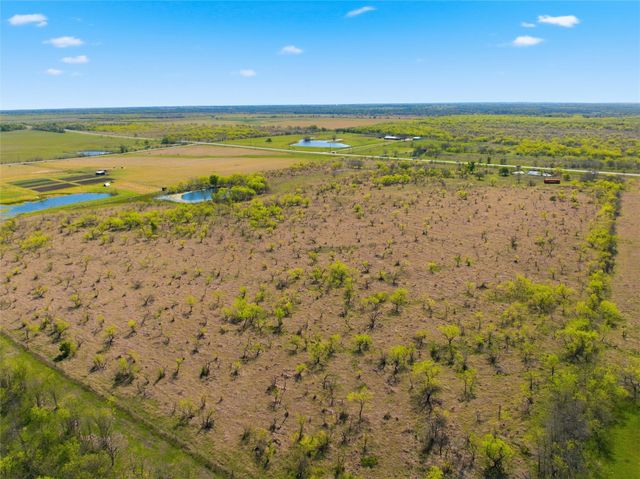 4429 Fm 147, Groesbeck, TX 76642