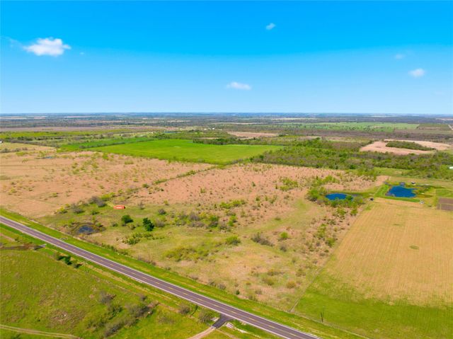 4429 Fm 147, Groesbeck, TX 76642