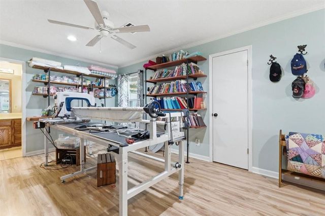 2916 Travis Street, Westlake, LA 70669