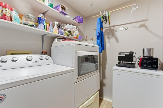 2916 Travis Street, Westlake, LA 70669