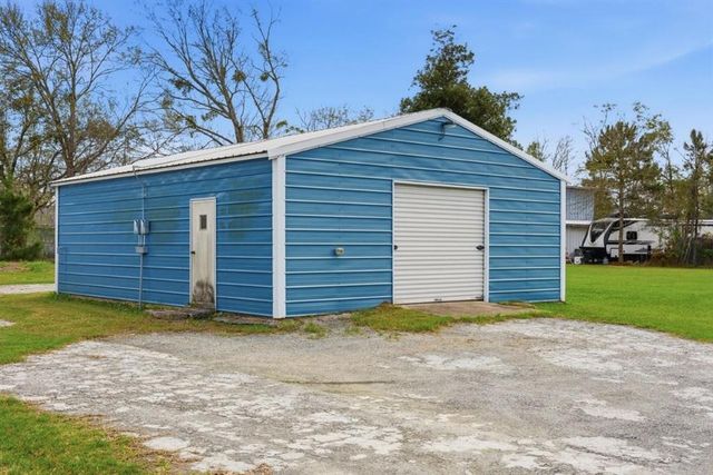 2916 Travis Street, Westlake, LA 70669