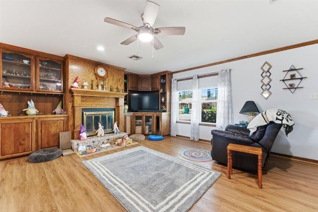 2916 Travis Street, Westlake, LA 70669