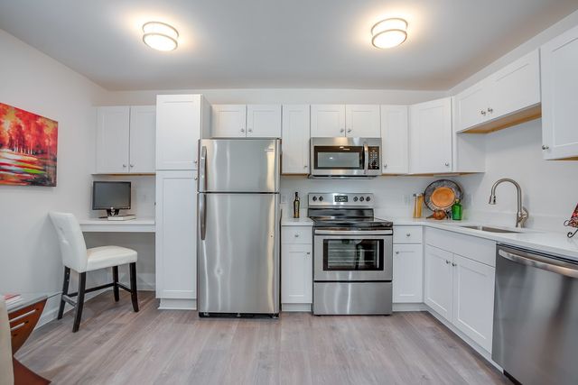 1809 Bennett Avenue 103A, Dallas, TX 75206