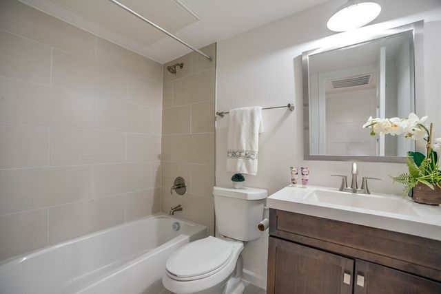1809 Bennett Avenue 103A, Dallas, TX 75206
