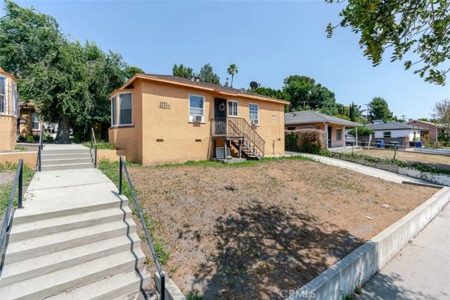 2408 N Eastern Avenue, Los Angeles, CA 90032