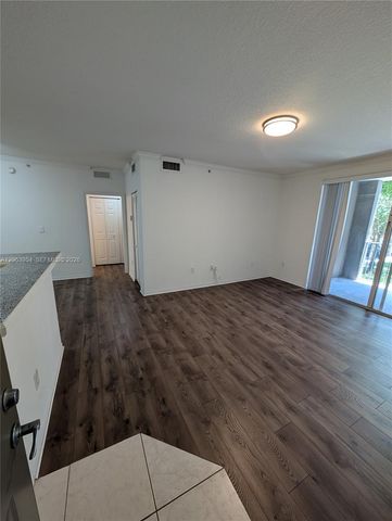 6831 SW 44th Street 203, Miami, FL 33155