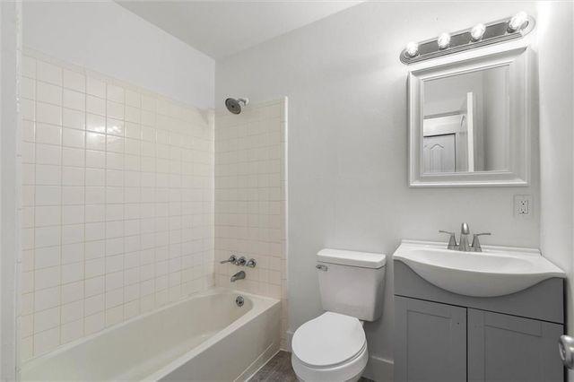 7465 Bowers Lane, Theodore, AL 36582