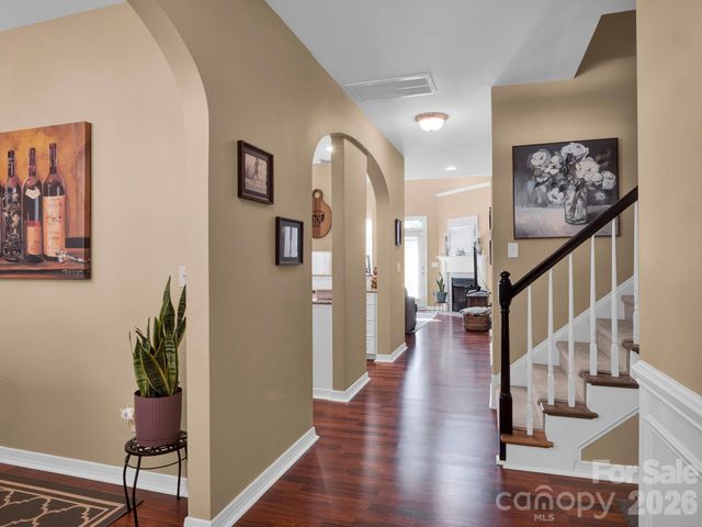 8444 Brookings Drive, Charlotte, NC 28269