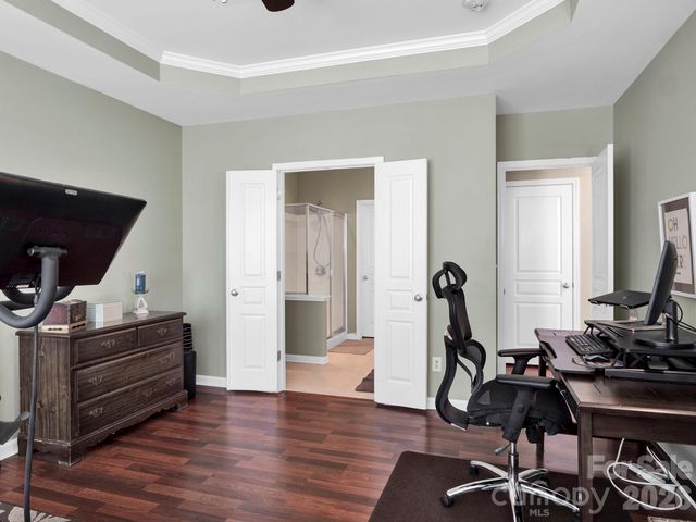 8444 Brookings Drive, Charlotte, NC 28269