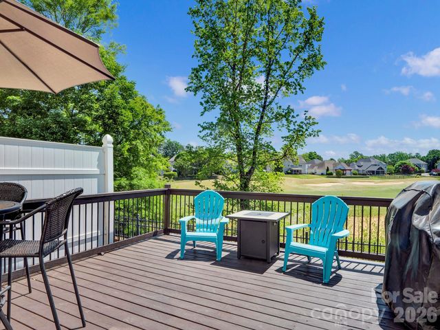 8444 Brookings Drive, Charlotte, NC 28269