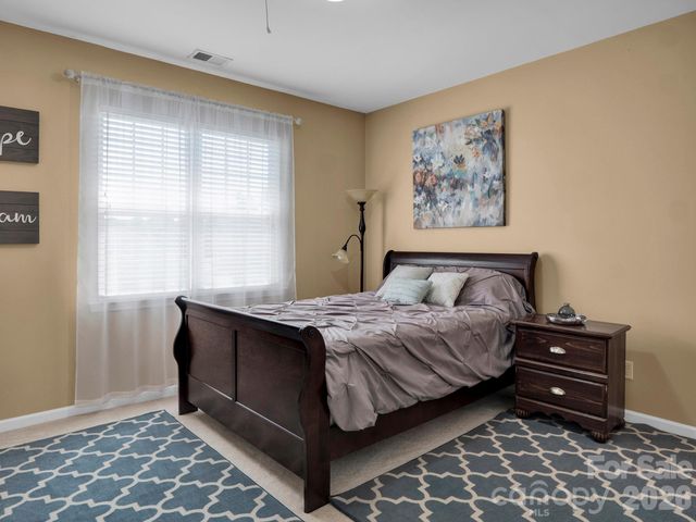 8444 Brookings Drive, Charlotte, NC 28269