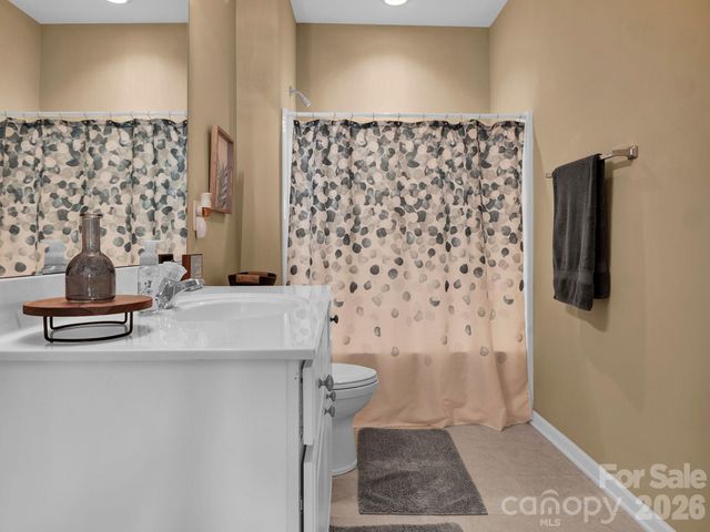 8444 Brookings Drive, Charlotte, NC 28269