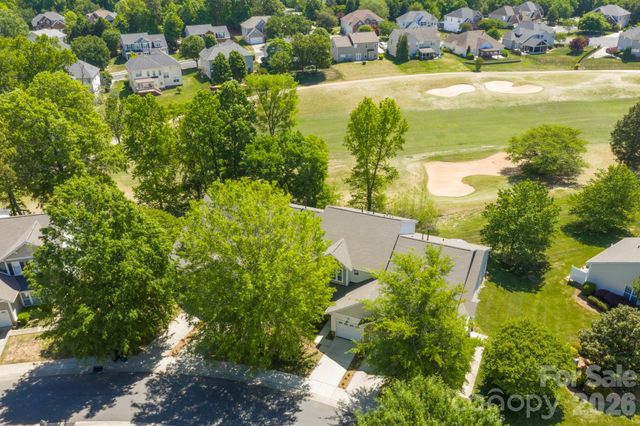 8444 Brookings Drive, Charlotte, NC 28269