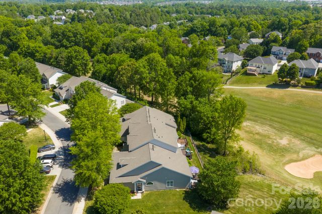 8444 Brookings Drive, Charlotte, NC 28269