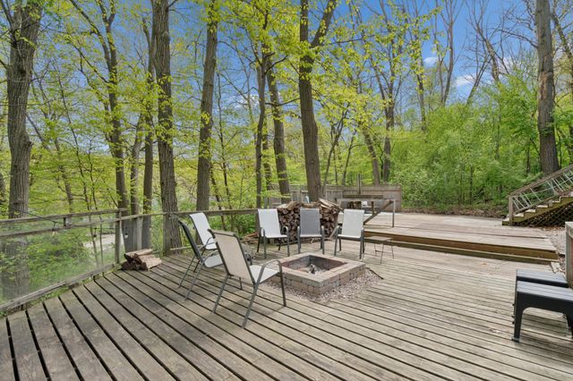 415 Magnolia Lane N, Plymouth, MN 55441