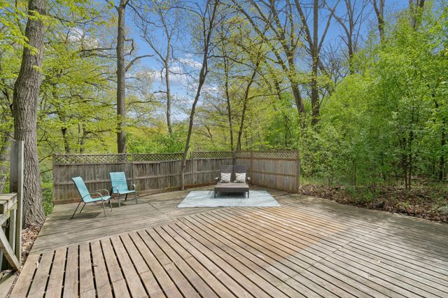 415 Magnolia Lane N, Plymouth, MN 55441