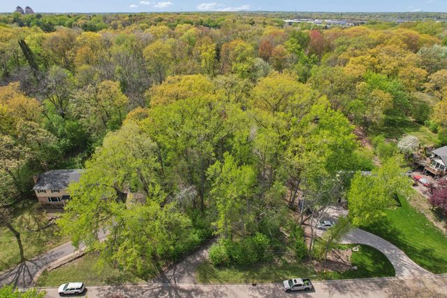 415 Magnolia Lane N, Plymouth, MN 55441