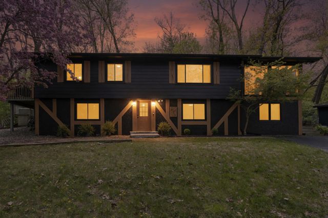 415 Magnolia Lane N, Plymouth, MN 55441