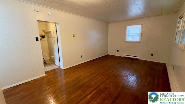 314 6th Street, Whitehall Twp, PA 18052