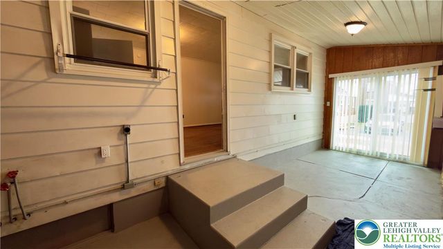 314 6th Street, Whitehall Twp, PA 18052