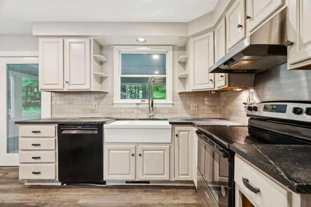 25 Pinneo Hill Road, Hanover, NH 03755