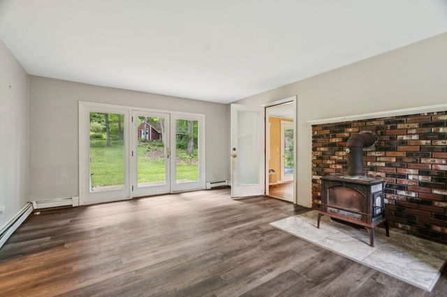 25 Pinneo Hill Road, Hanover, NH 03755