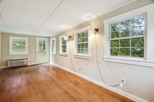 25 Pinneo Hill Road, Hanover, NH 03755