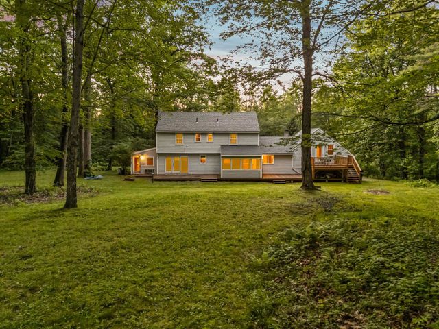 25 Pinneo Hill Road, Hanover, NH 03755