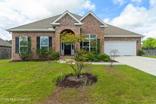 7004 Glen Eagle Drive, Biloxi, MS 39532