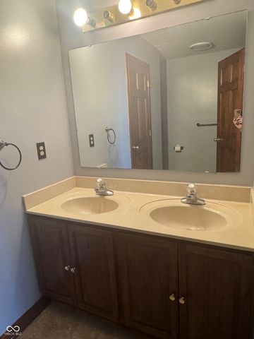 7015 Blankenship Avenue, Indianapolis, IN 46217