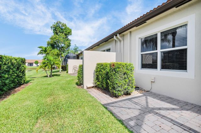 14811 Via Porta, Delray Beach, FL 33446