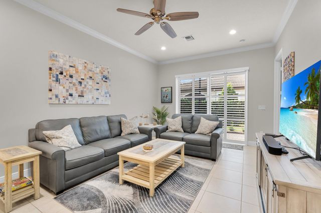 14811 Via Porta, Delray Beach, FL 33446