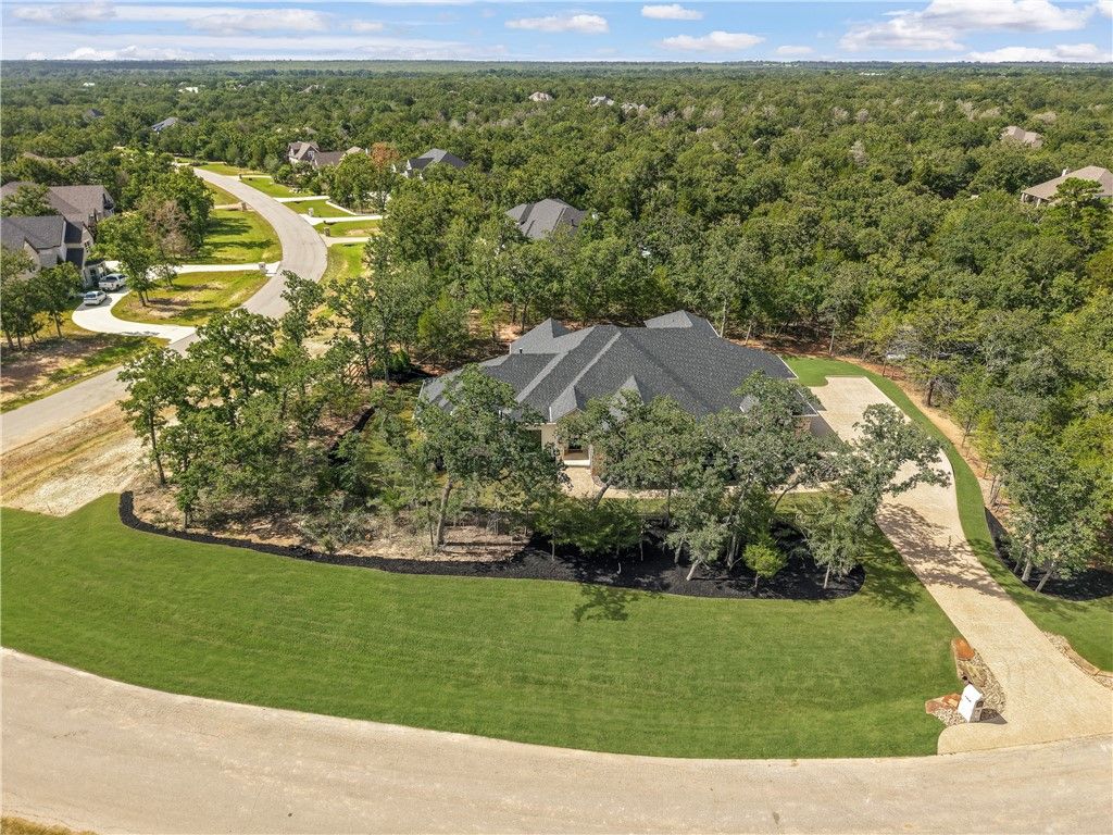 7444 Winema Trail, College Station, TX 77845 — photo 2