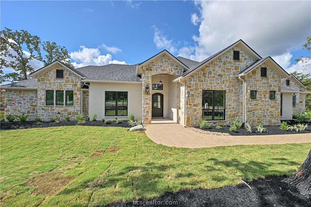 7444 Winema Trail, College Station, TX 77845 — photo 3