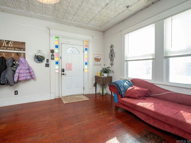 303 E Nichols Street, England, AR 72046