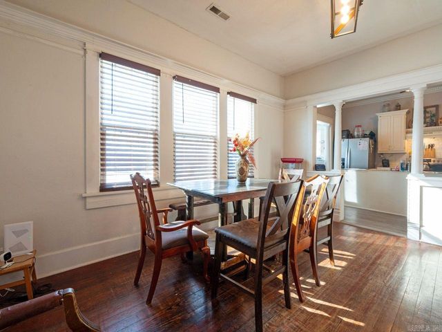 303 E Nichols Street, England, AR 72046