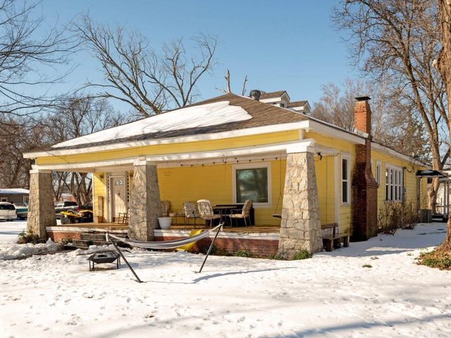 303 E Nichols Street, England, AR 72046