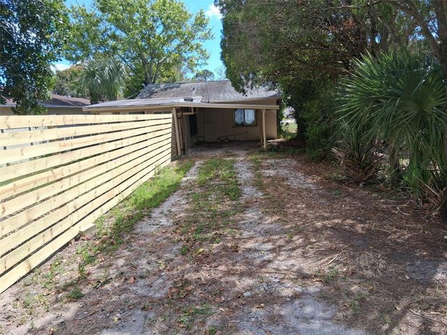 2855 40TH AVENUE N, St Petersburg, FL 33714