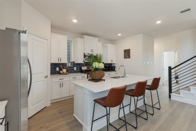 8825 Shoppers Lane, Plano, TX 75024
