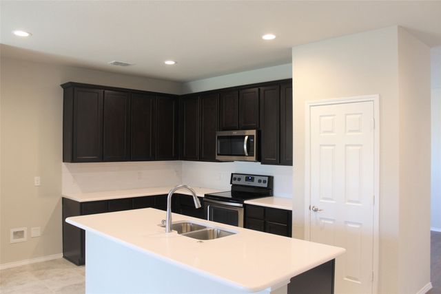 5529 Las Lomas Lane, Denton, TX 76208