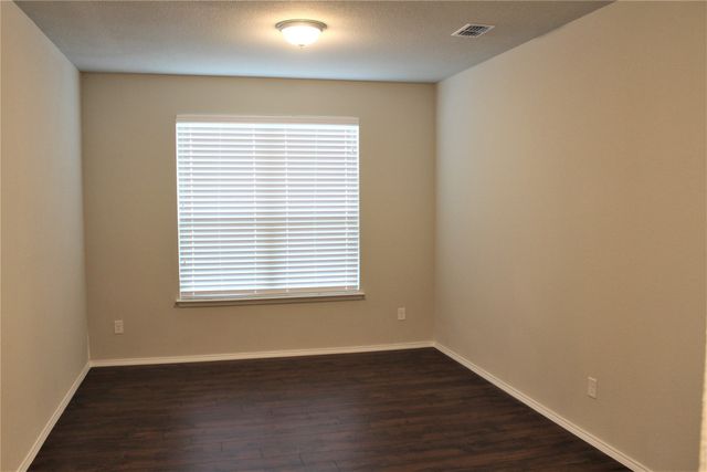 5529 Las Lomas Lane, Denton, TX 76208