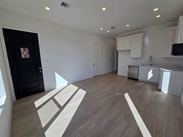 2155 Stillhouse Drive, Montgomery, TX 77363