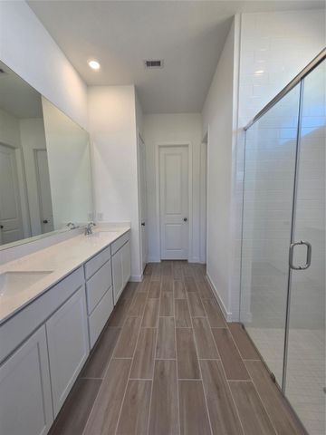 2155 Stillhouse Drive, Montgomery, TX 77363