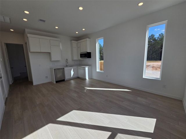 2155 Stillhouse Drive, Montgomery, TX 77363