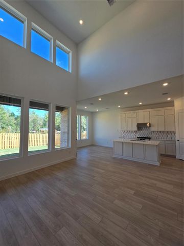 2155 Stillhouse Drive, Montgomery, TX 77363