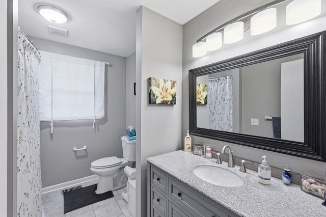 118 Allen Dr, Hendersonville, TN 37075