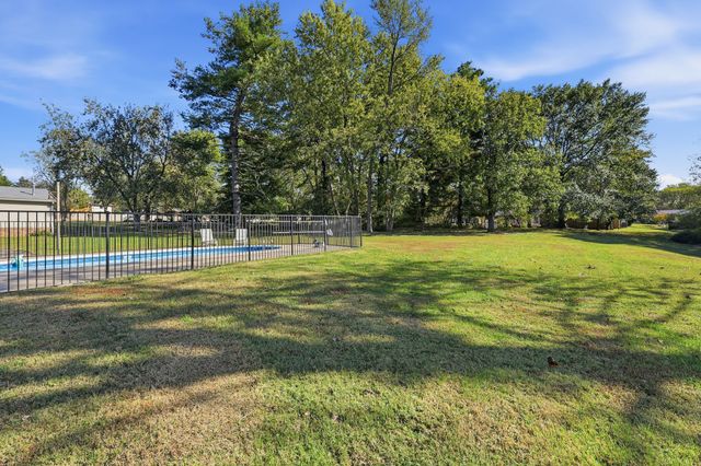 118 Allen Dr, Hendersonville, TN 37075