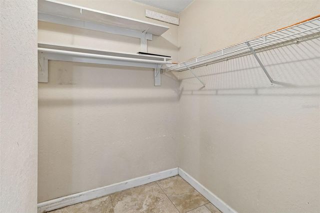 3841 S LAKE DRIVE 197, Tampa, FL 33614